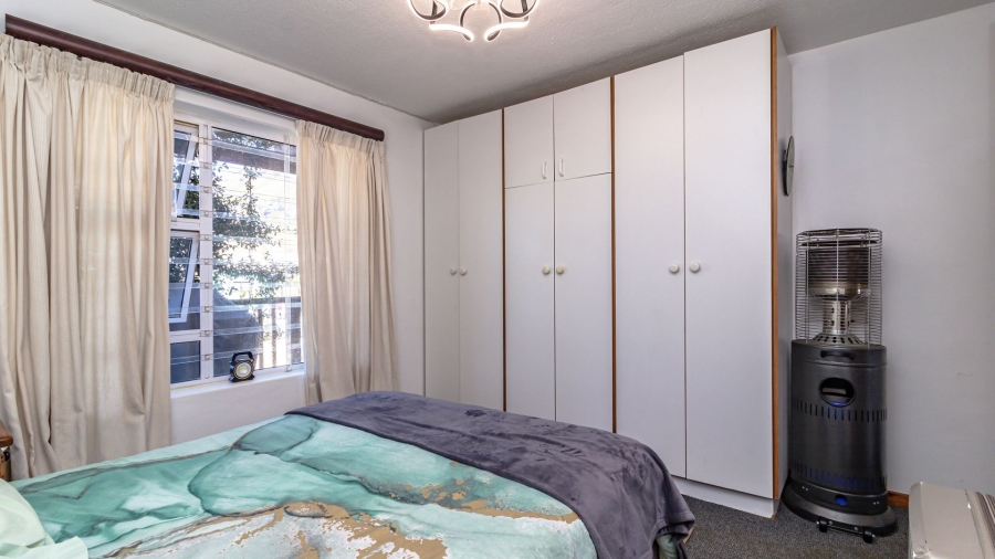 5 Bedroom Property for Sale in Bettys Bay Western Cape